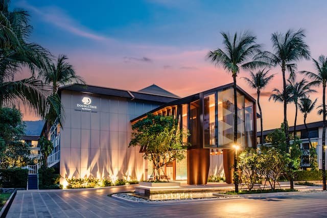 DoubleTree by Hilton Phuket Banthai