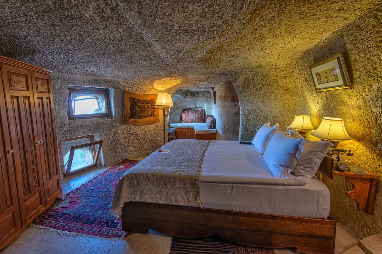 Museum Hotel · Castle Cave